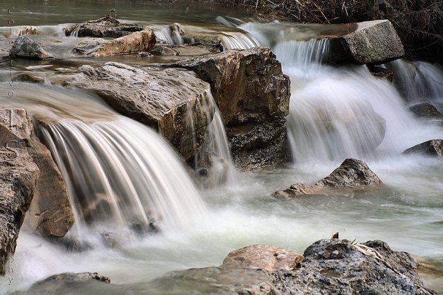 Detalle de agua en el Genil