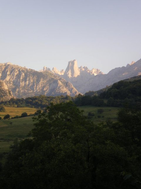 Emblema de los Picos de Europa