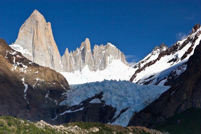 Glaciar Piedras Blancas y monte Fitz Roy