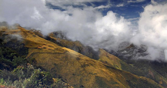 Montaña abajo