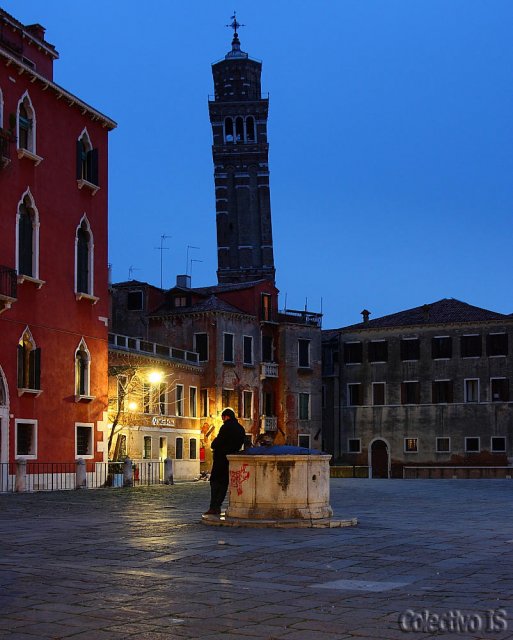 No solo Pisa tiene una torre inclinada