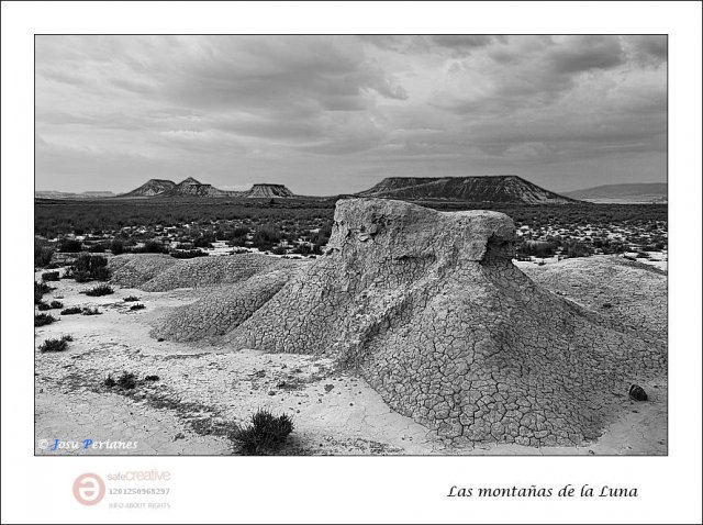 Las montañas de la Luna