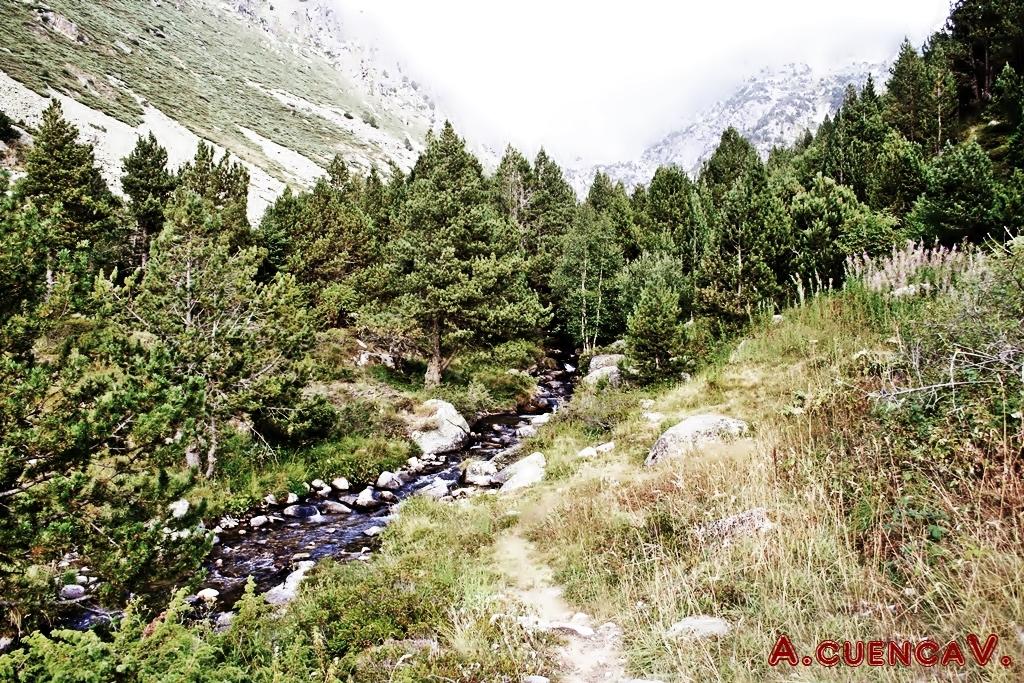pirineos. (Antonio Cuenca. vaya) pirineos. (Antonio Cuenca. vaya)