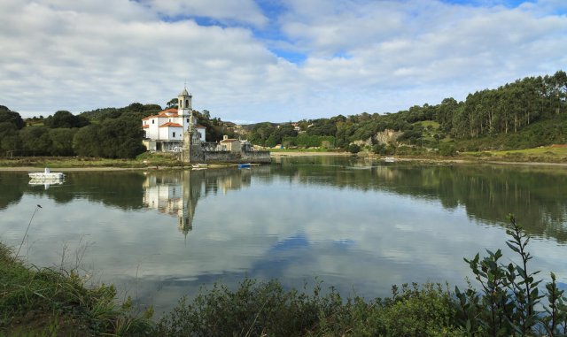Reflejos en Niembro.